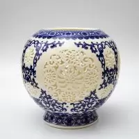 Aluguel de Vaso Português Rendado de Cerâmica 15,5cm